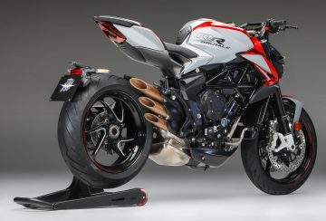 2020-MV-Agusta-Brutale-800-RR-SCS-First-Look-sport-motorcycles-quickshifter-autoclutch-8