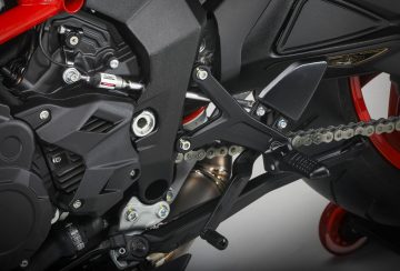 2020-MV-Agusta-Dragster-800-RR-SCS-First-Look-sport-motorcycles-quickshifter-autoclutch-1