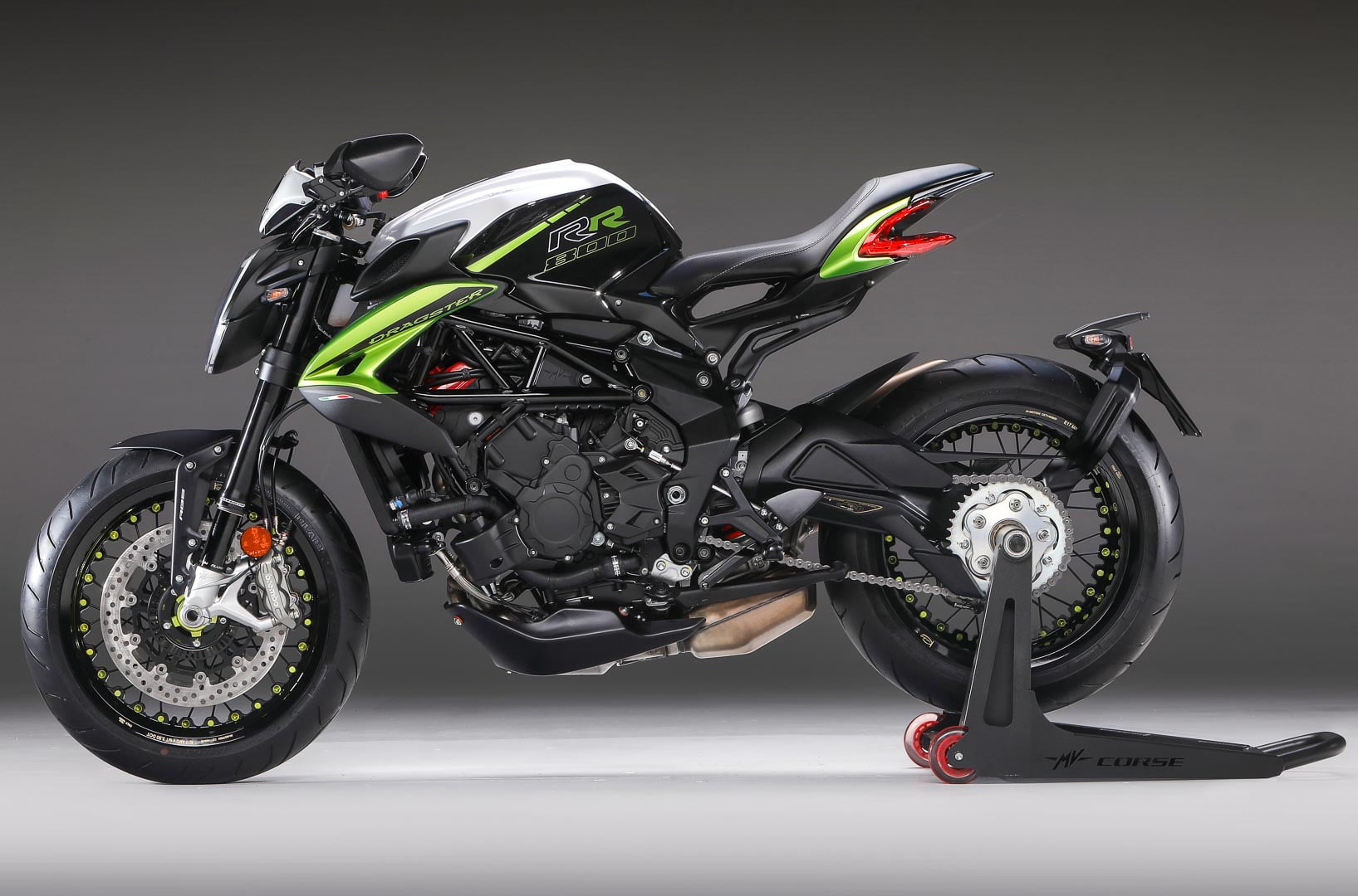 2020MVAgustaDragster800RRSCSFirstLooksportmotorcyclesquickshifterautoclutch4