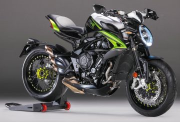 2020-MV-Agusta-Dragster-800-RR-SCS-First-Look-sport-motorcycles-quickshifter-autoclutch-6