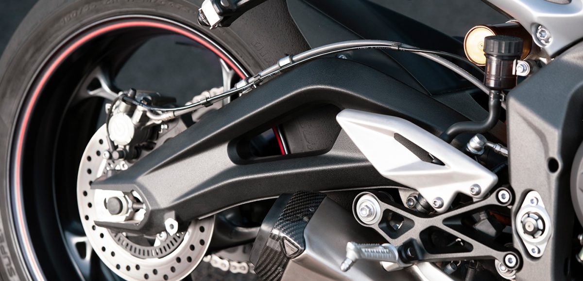 Street-Triple-RS-20MY-Variant-Page-Gullwing-Swingarm-1410x793px