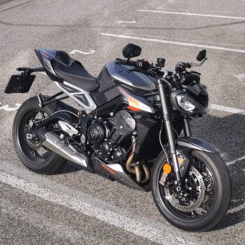 Street Triple RS silver 1