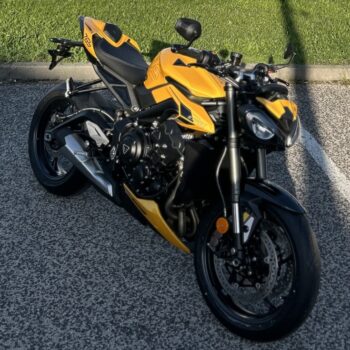 StreetTripleRSzlty1